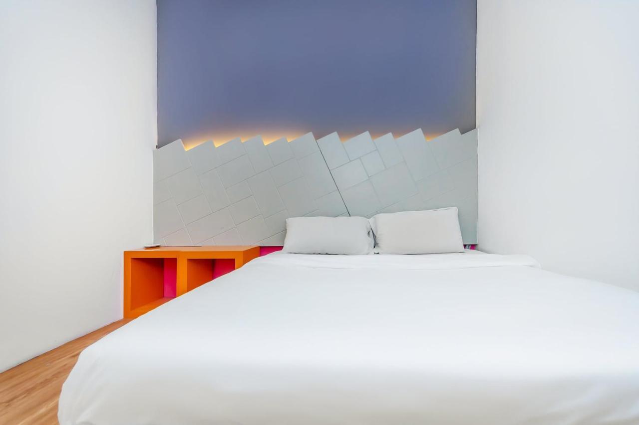 מלון ג'והור בהרו Spot On 89816 Warm Blanket מראה חיצוני תמונה